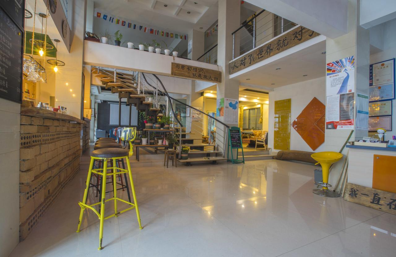 Kunlun International Youth Hostel Хуаншань Екстер'єр фото