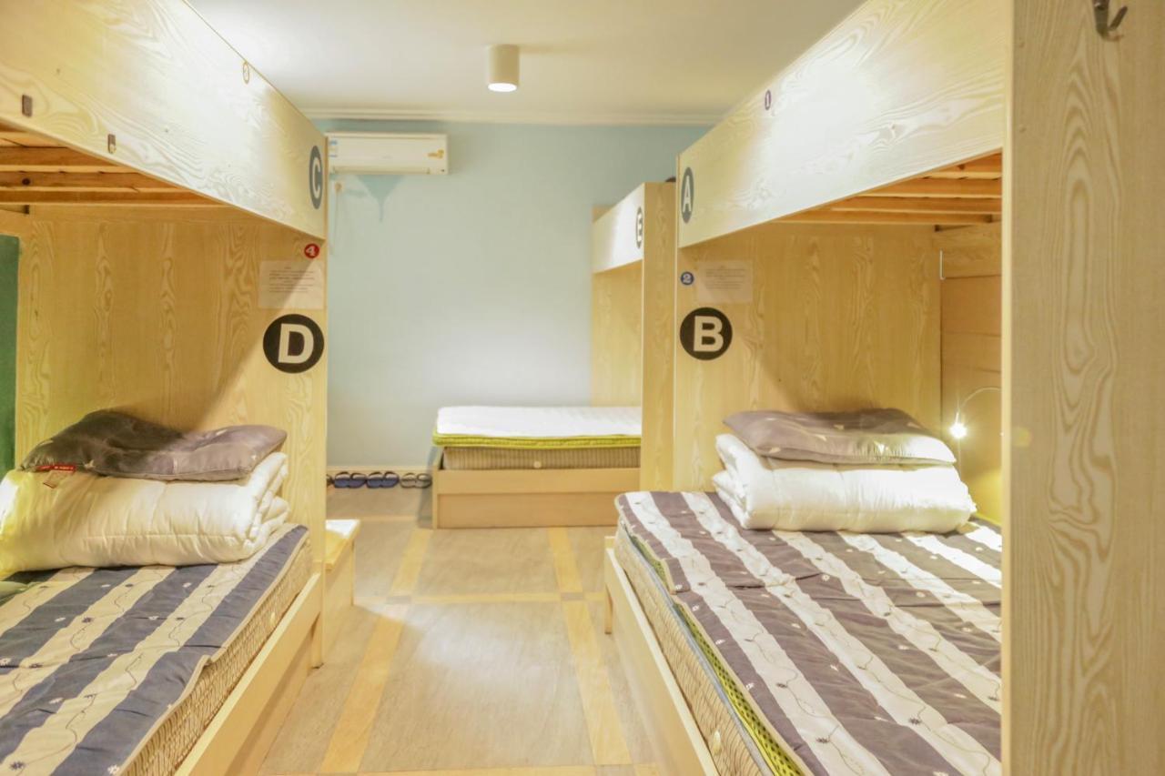 Kunlun International Youth Hostel Хуаншань Екстер'єр фото